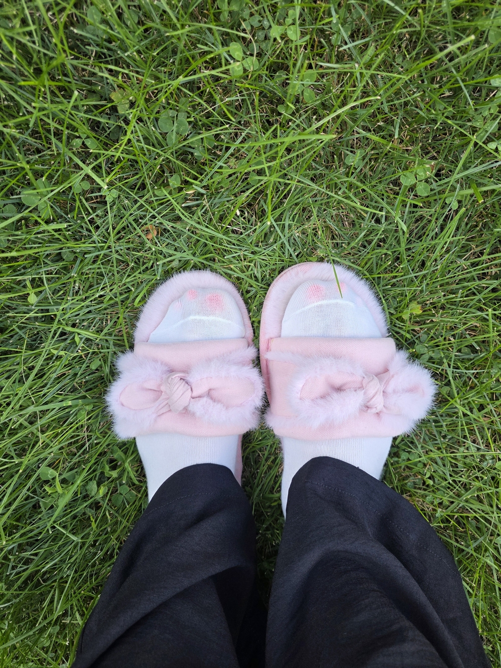 Pink Faux-Fur Bow Slide Sandals